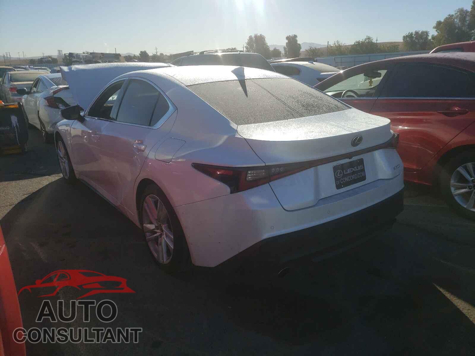 LEXUS IS 2021 - JTHCA1D22M5110289