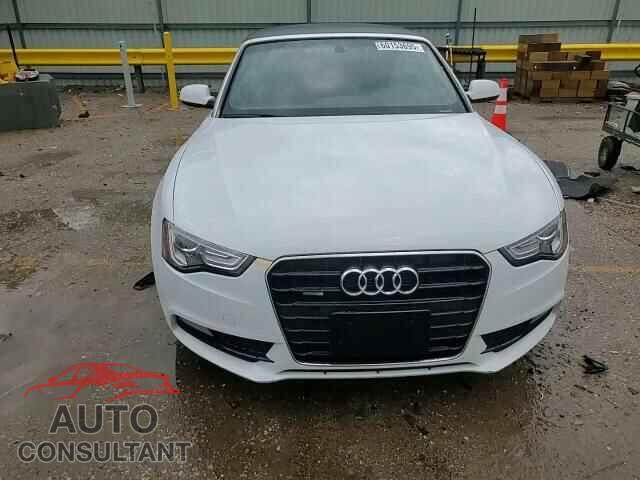 AUDI A5 2013 - WAULFAFH1DN005261