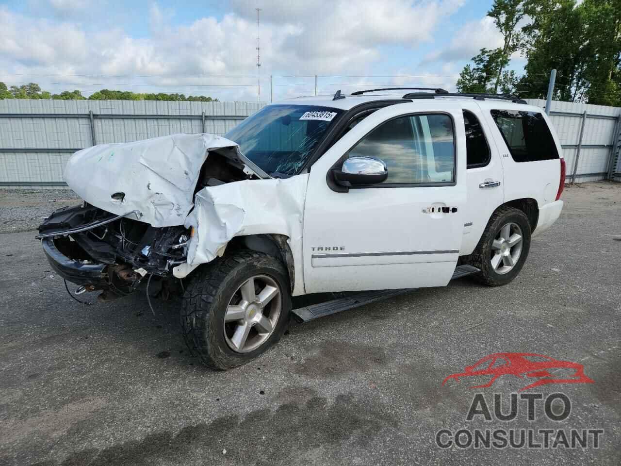 CHEVROLET TAHOE 2011 - 1GNSKCE05BR345852