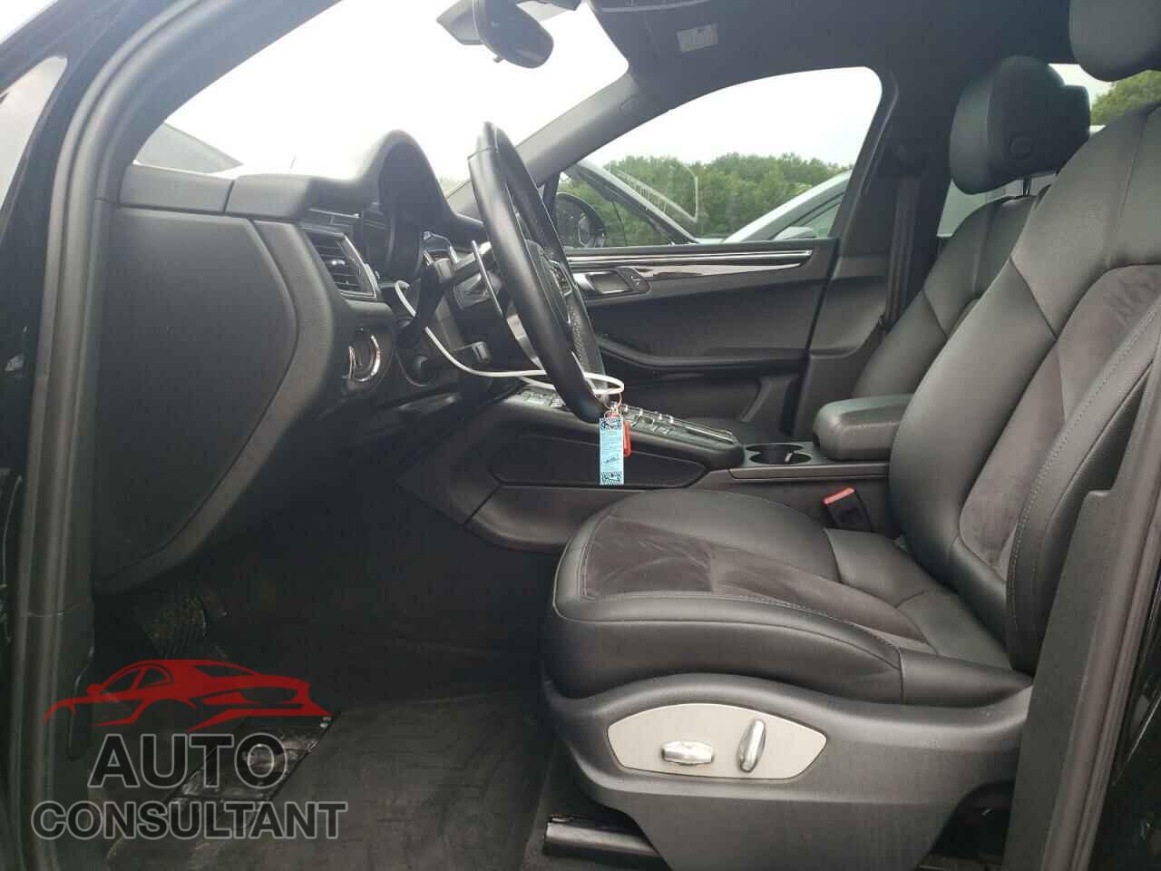PORSCHE MACAN 2015 - WP1AB2A58FLB73727