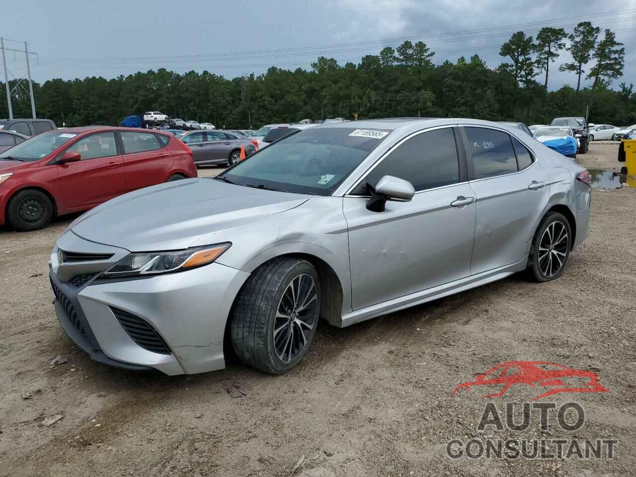 TOYOTA CAMRY 2018 - 4T1B11HK1JU513460