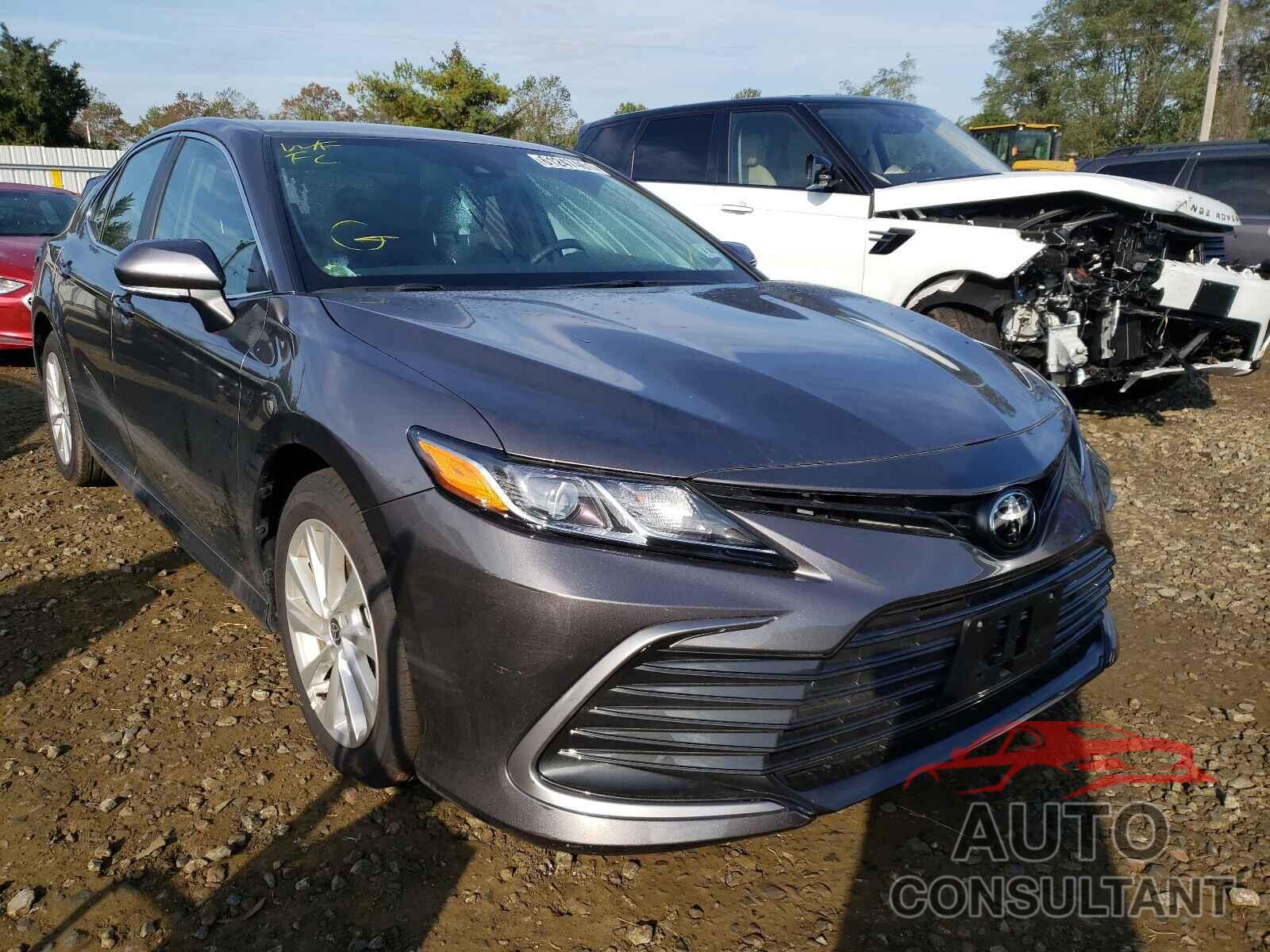 TOYOTA CAMRY 2021 - 4T1R11BK8MU028812