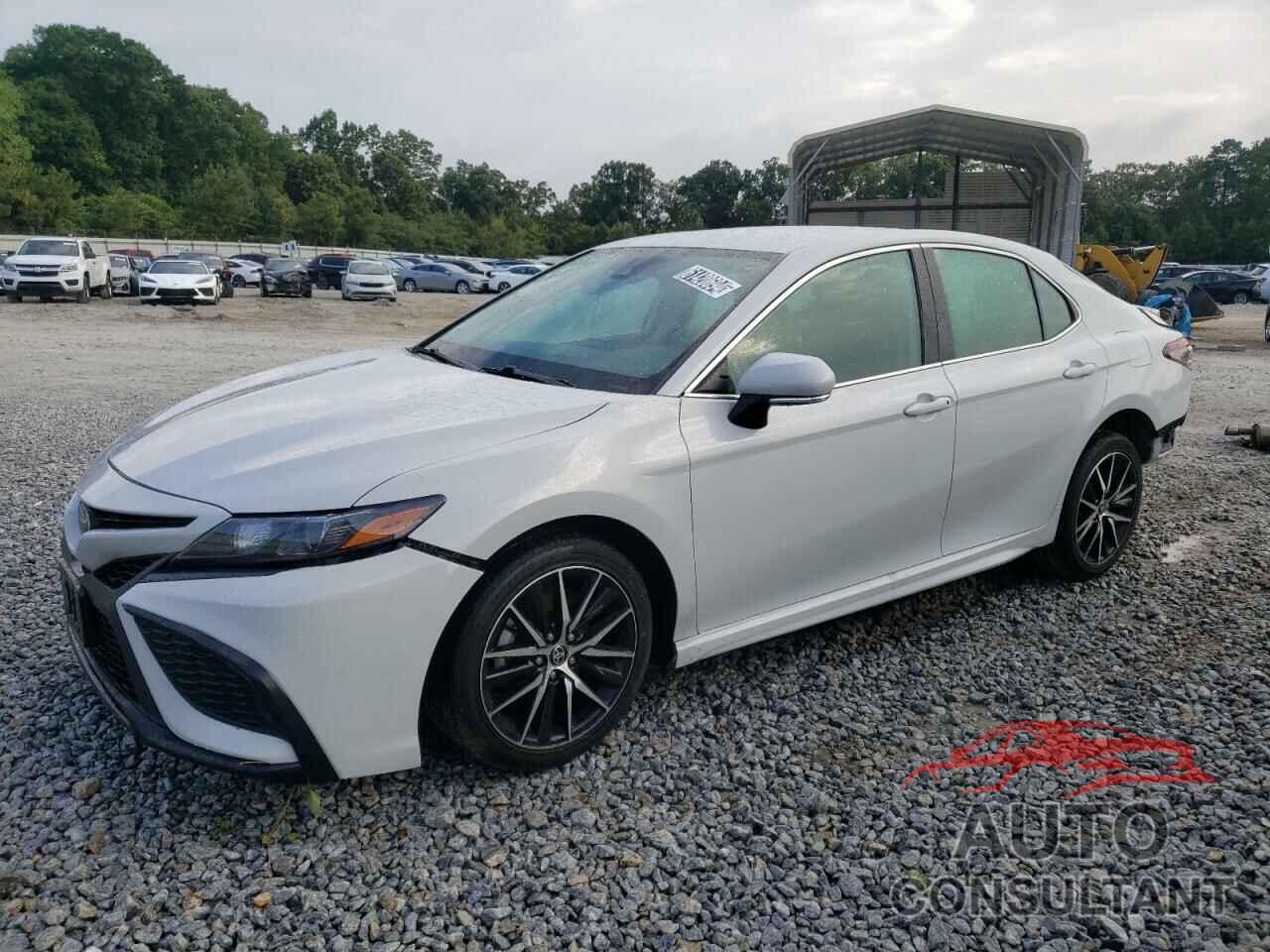 TOYOTA CAMRY 2022 - 4T1G11AK4NU070923