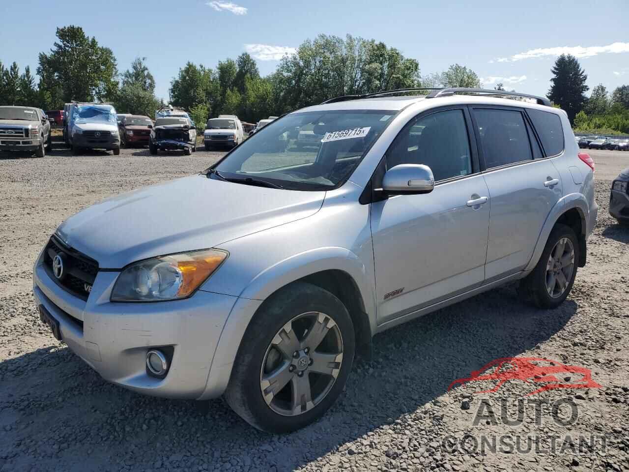 TOYOTA RAV4 2011 - JTMRK4DV8B5104661