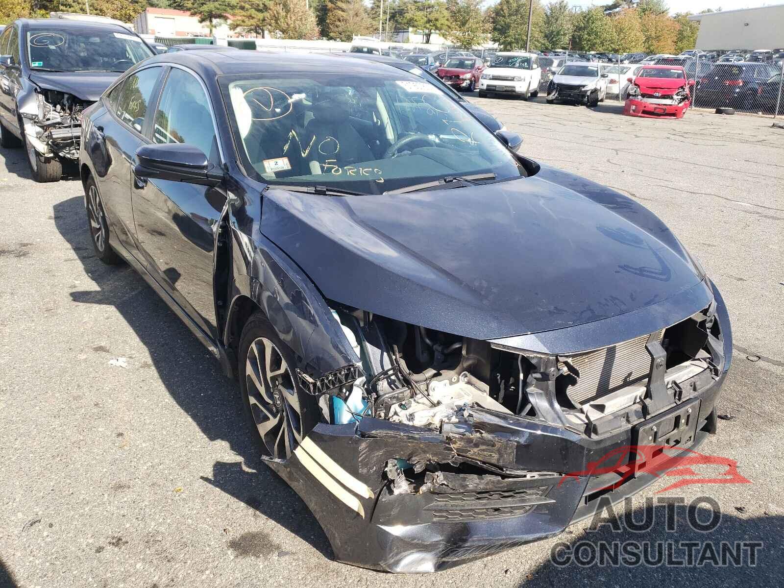 HONDA CIVIC 2018 - 2HGFC2F72JH548646