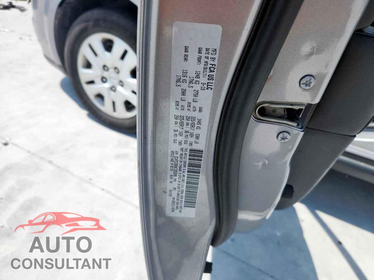 DODGE JOURNEY 2019 - 3C4PDCBBXKT859248