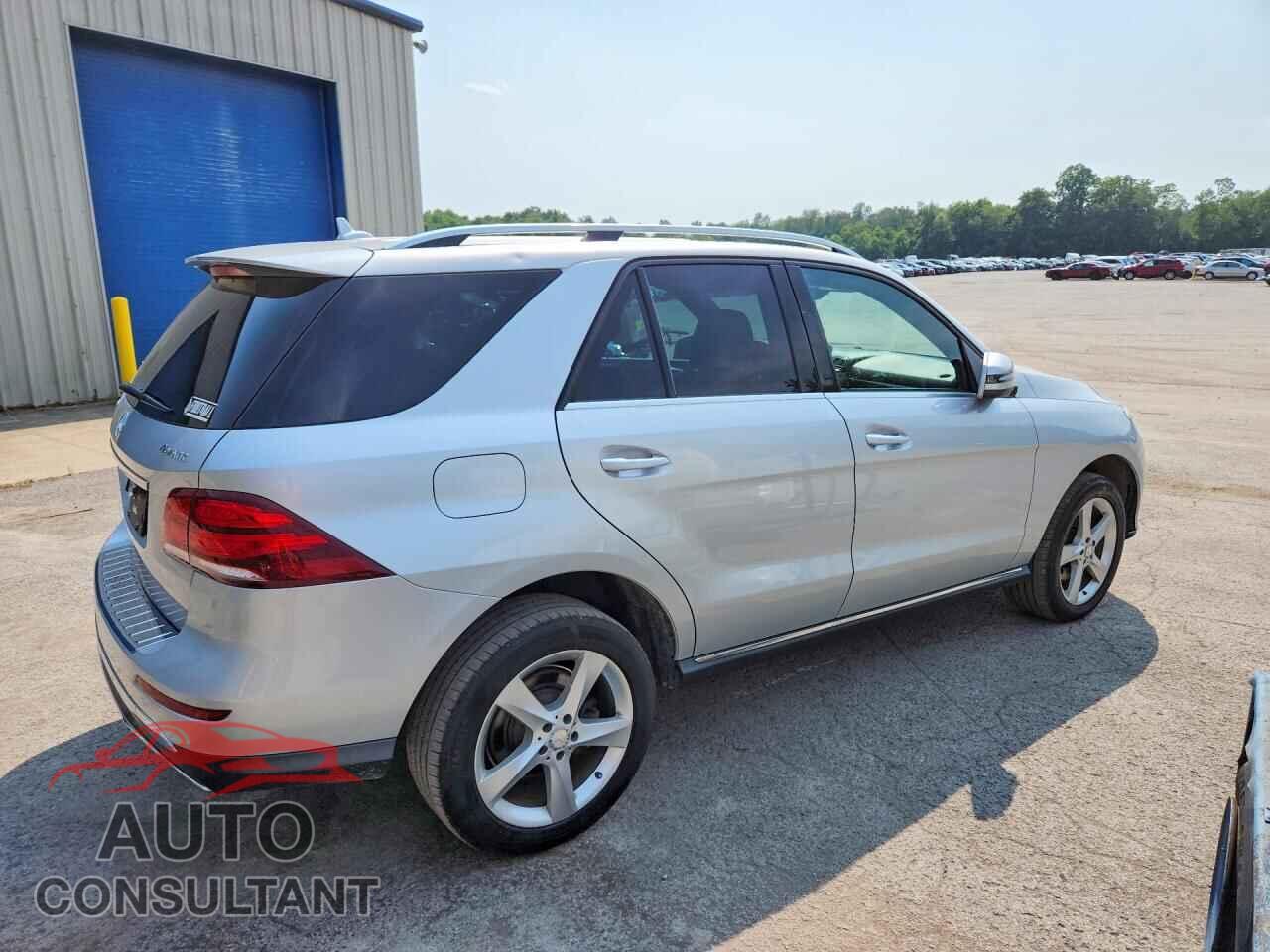 MERCEDES-BENZ GLE-CLASS 2016 - 4JGDA5HB2GA802275