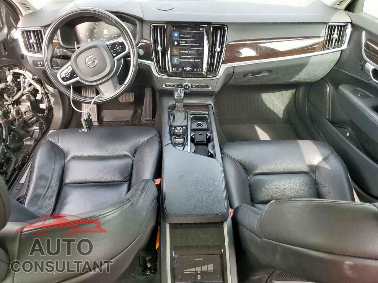 VOLVO S90 2018 - LVY982MK5JP015523