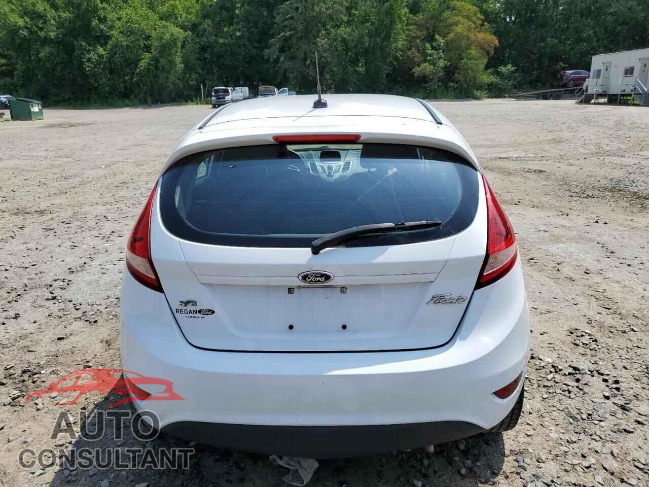 FORD FIESTA 2013 - 3FADP4EJ4DM148974