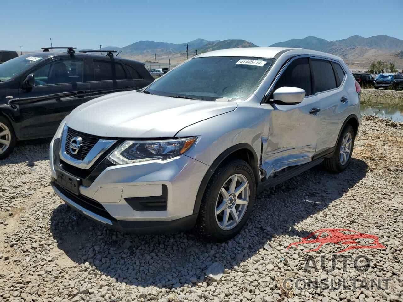 NISSAN ROGUE 2017 - KNMAT2MV5HP509999