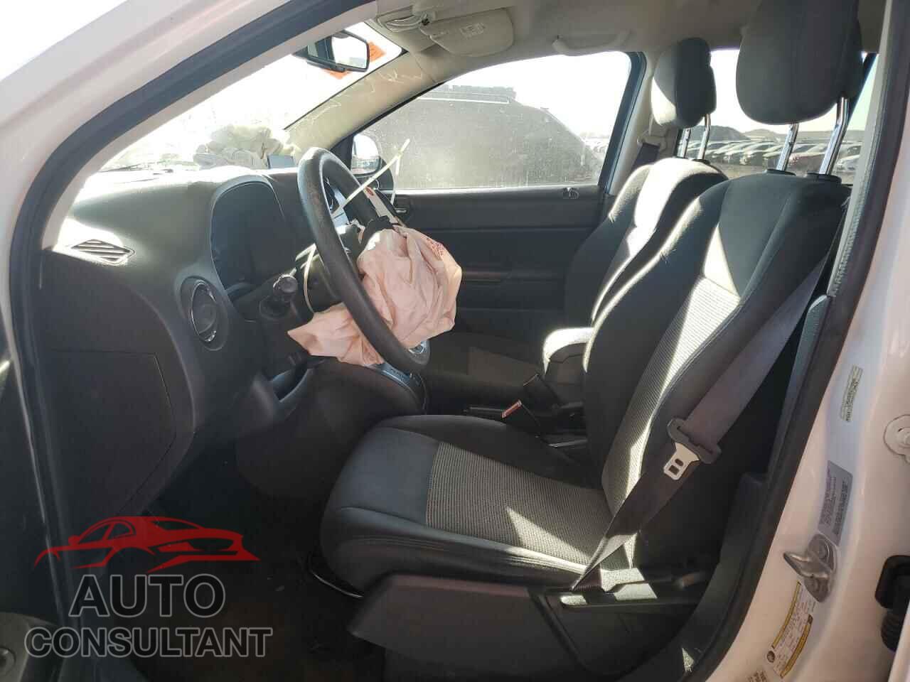 JEEP COMPASS 2016 - 1C4NJCBA8GD742949