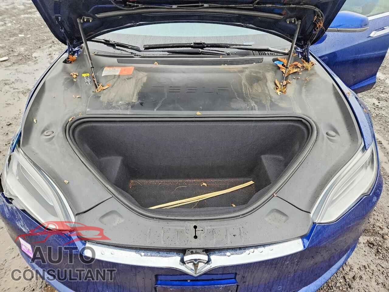 TESLA MODEL S 2018 - 5YJSA1E24JF270230