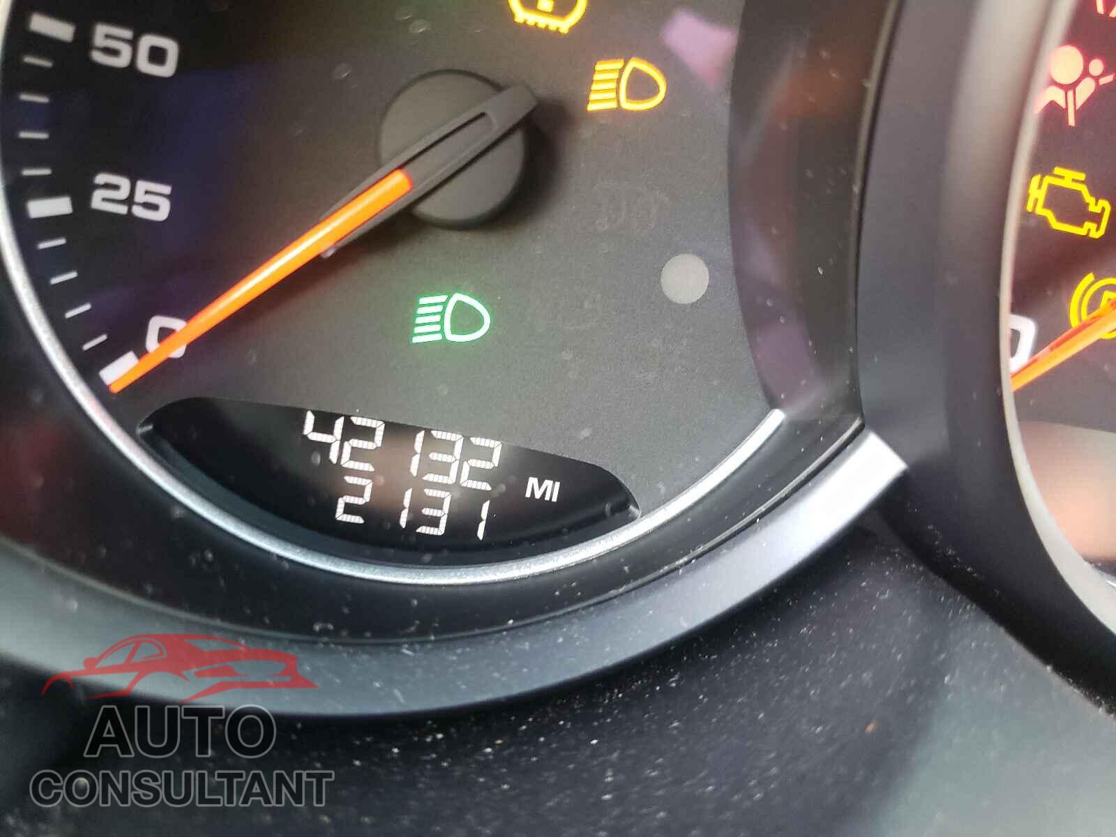 PORSCHE CAYENNE 2016 - WP1AA2A2XGKA14806