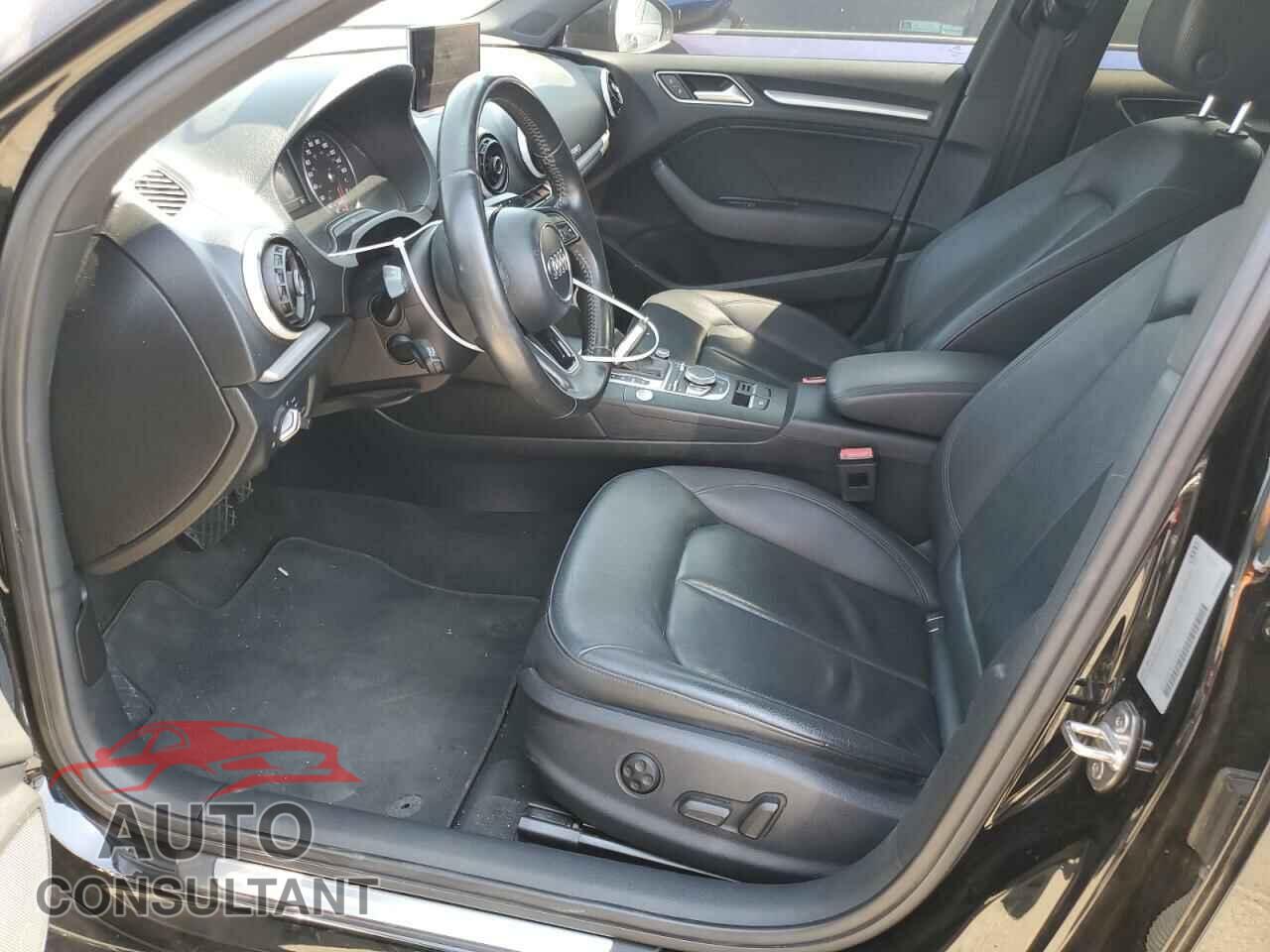 AUDI A3 2017 - WAUB8GFF3H1010756