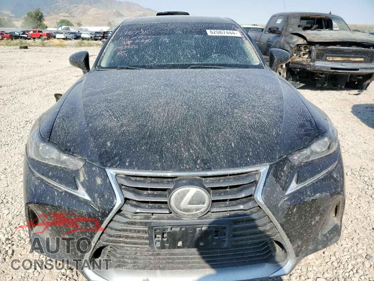 LEXUS IS 2017 - JTHBA1D21H5053326