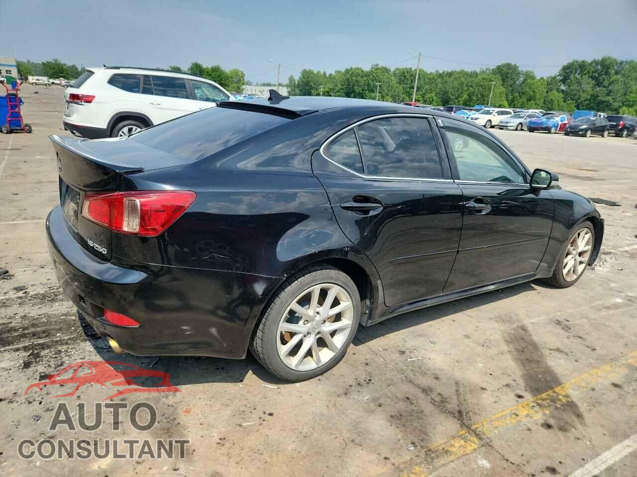 LEXUS IS 2011 - JTHCF5C28B5044712