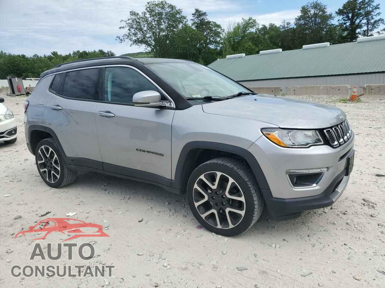 JEEP COMPASS 2018 - 3C4NJDCB7JT471011