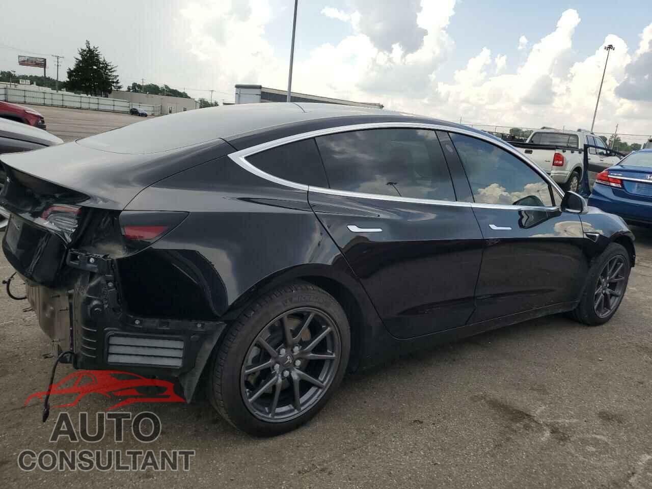 TESLA MODEL 3 2019 - 5YJ3E1EA6KF305741