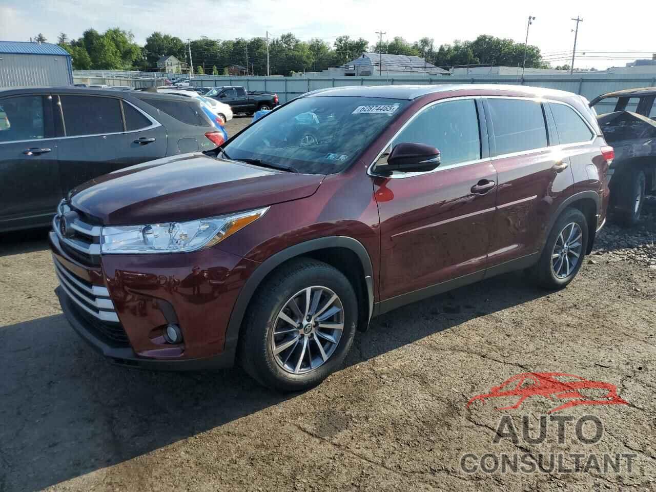 TOYOTA HIGHLANDER 2019 - 5TDJZRFH3KS983784