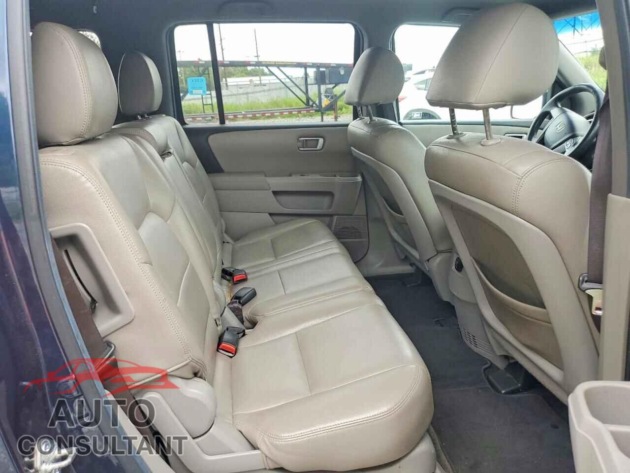 HONDA PILOT 2012 - 5FNYF4H28CB005449