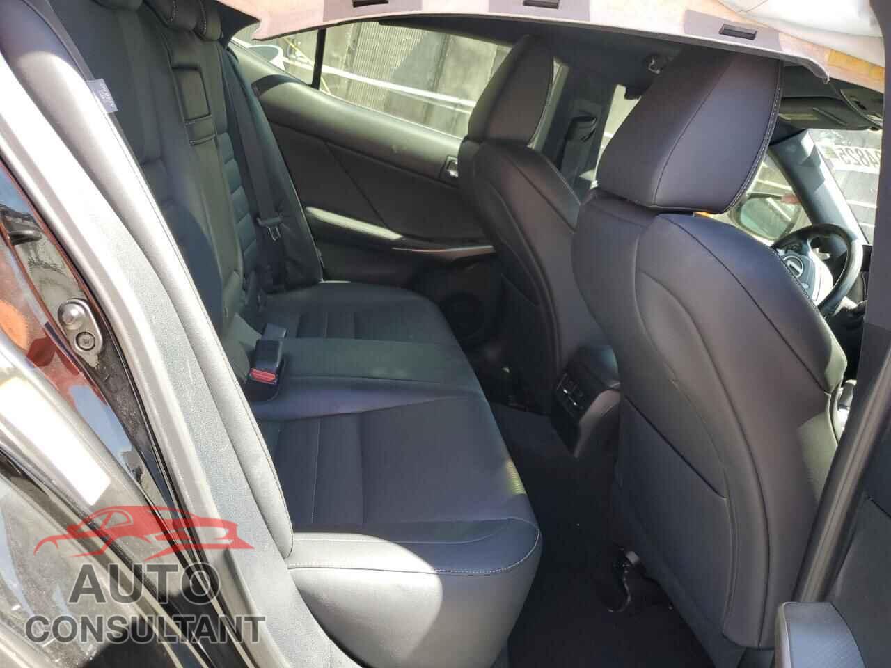 LEXUS IS 2015 - JTHBF1D20F5072917