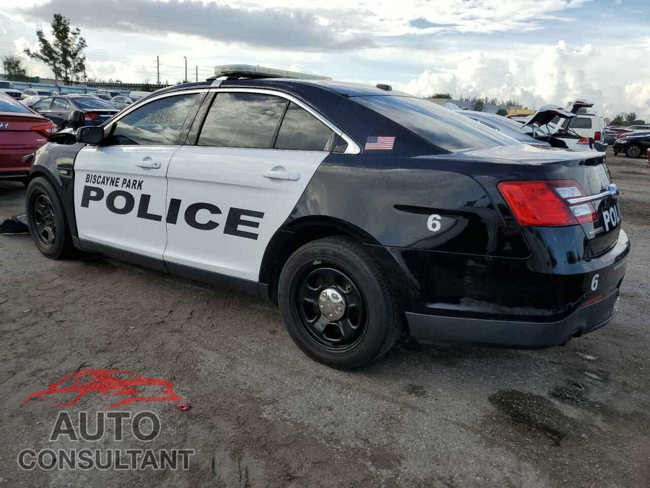 FORD TAURUS 2017 - 1FAHP2MK2HG106660