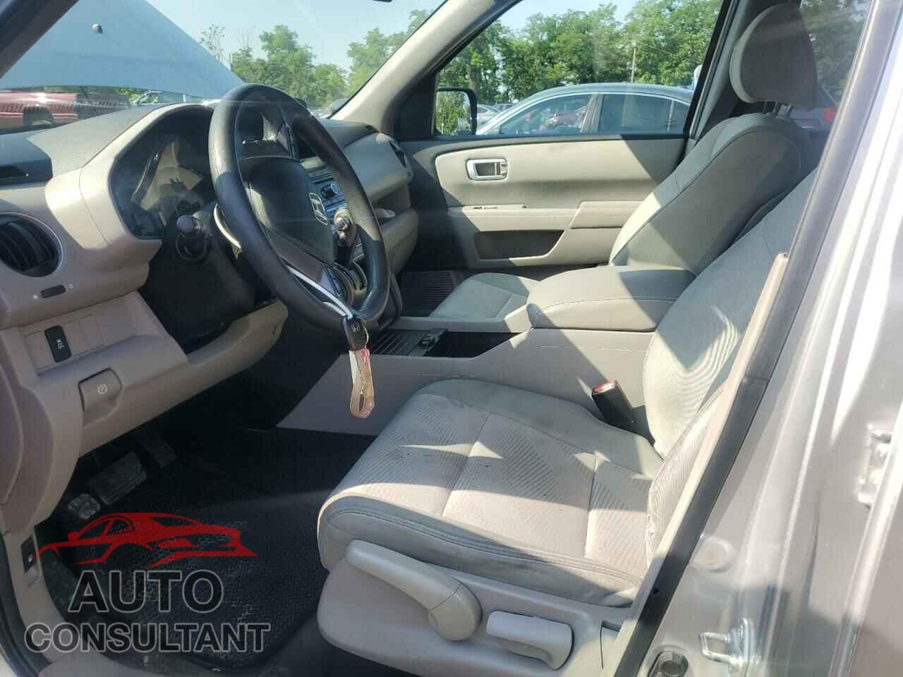 HONDA PILOT 2013 - 5FNYF4H24DB018510