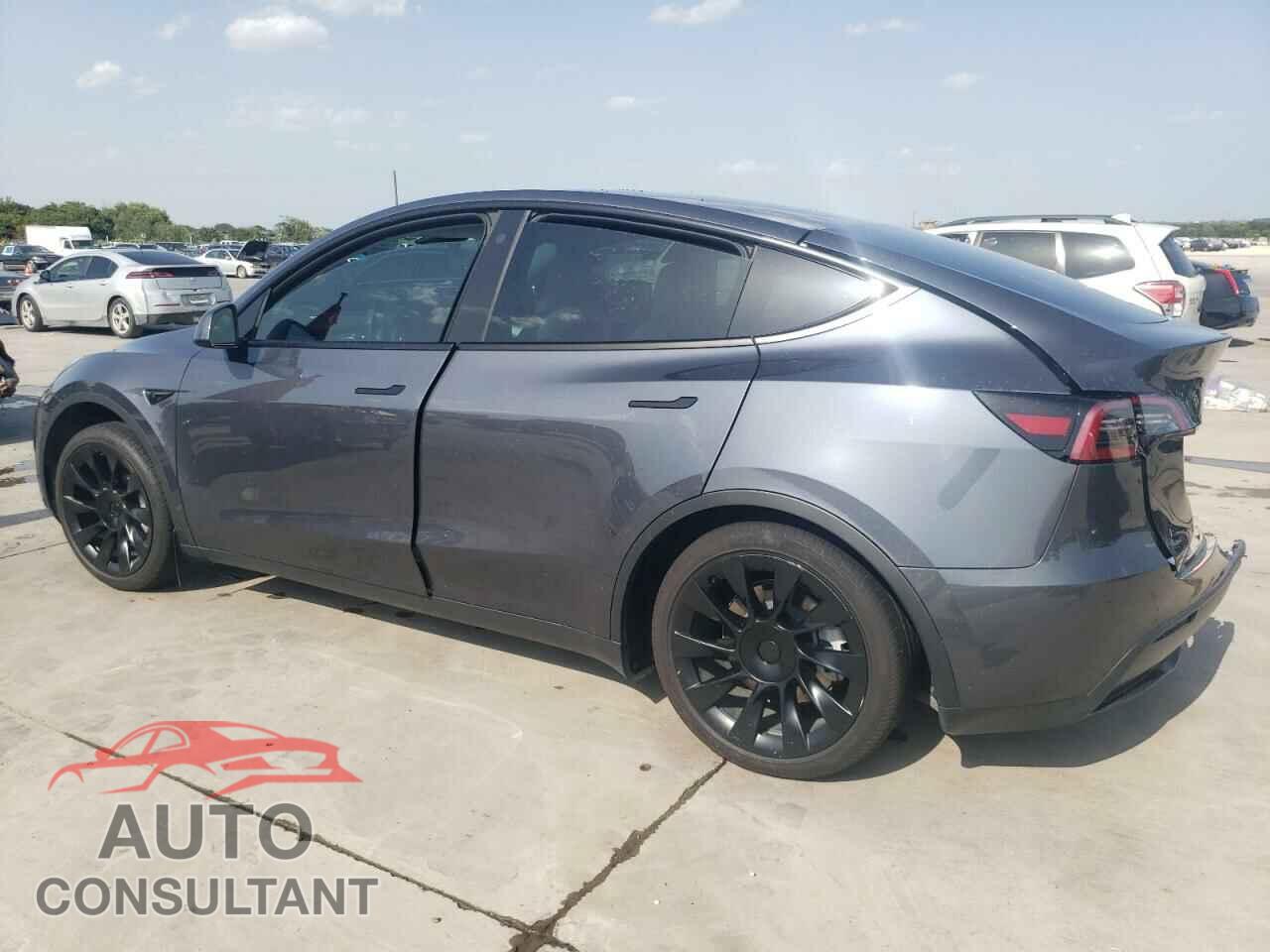 TESLA MODEL Y 2023 - 7SAYGDEE5PF596778