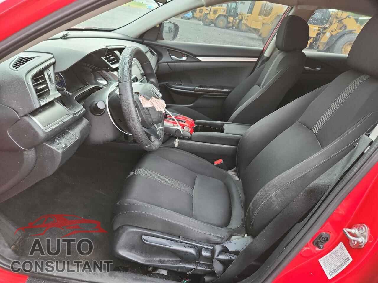 HONDA CIVIC 2018 - 2HGFC2F52JH548077