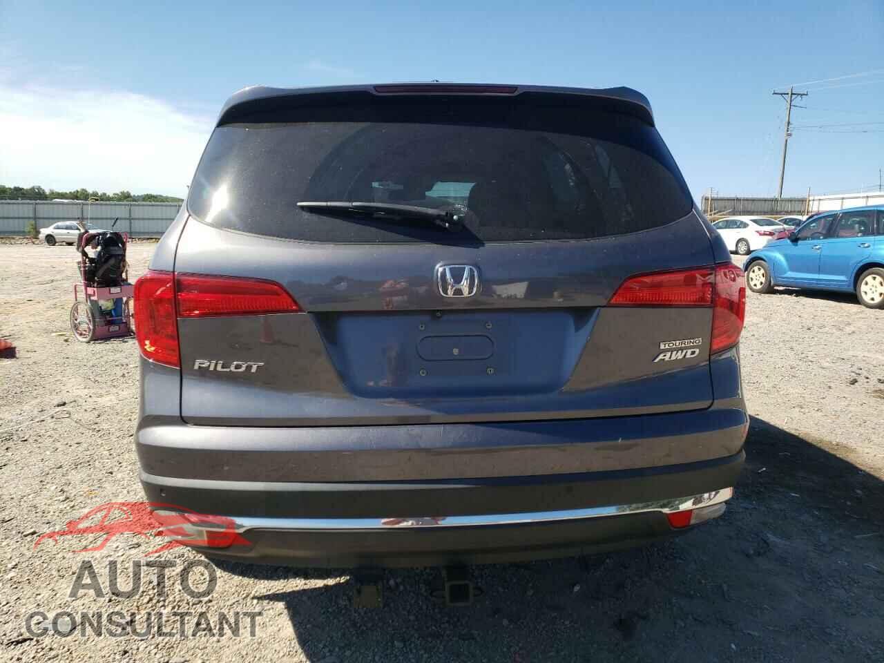 HONDA PILOT 2017 - 5FNYF6H95HB094901