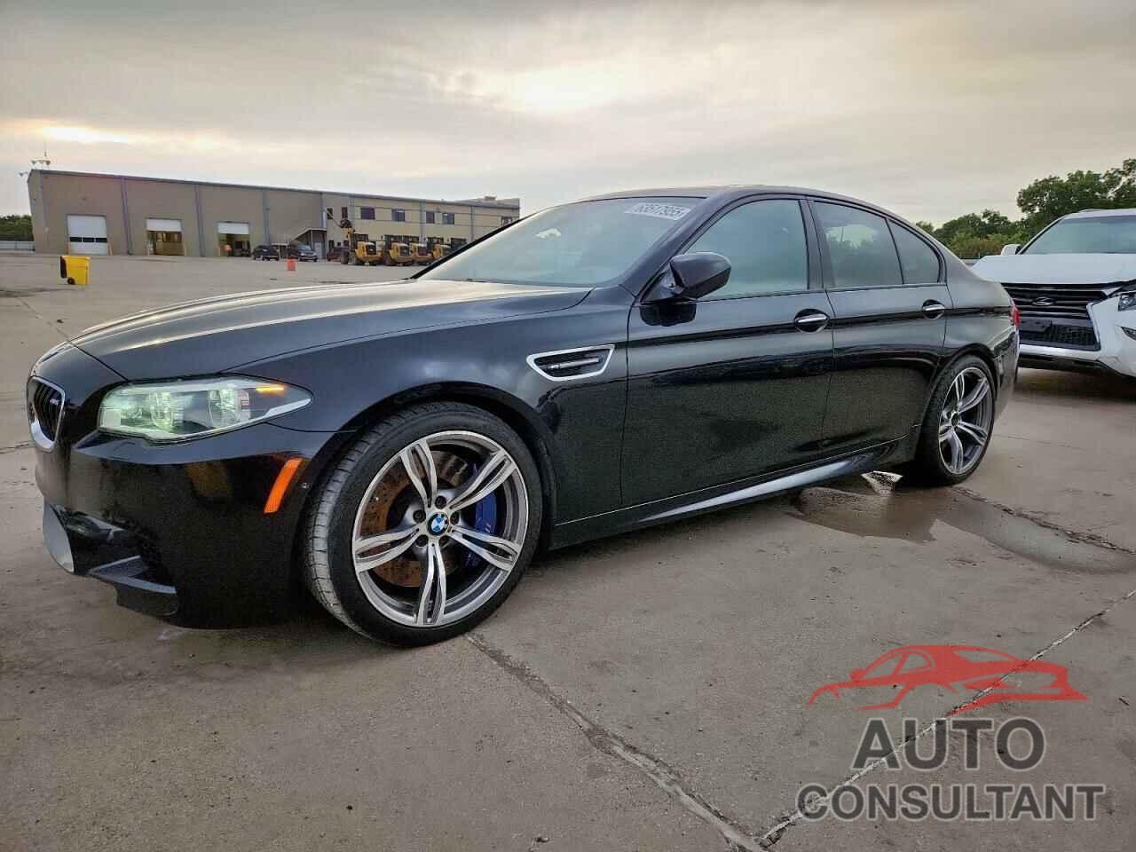 BMW M5 2014 - WBSFV9C53ED593238