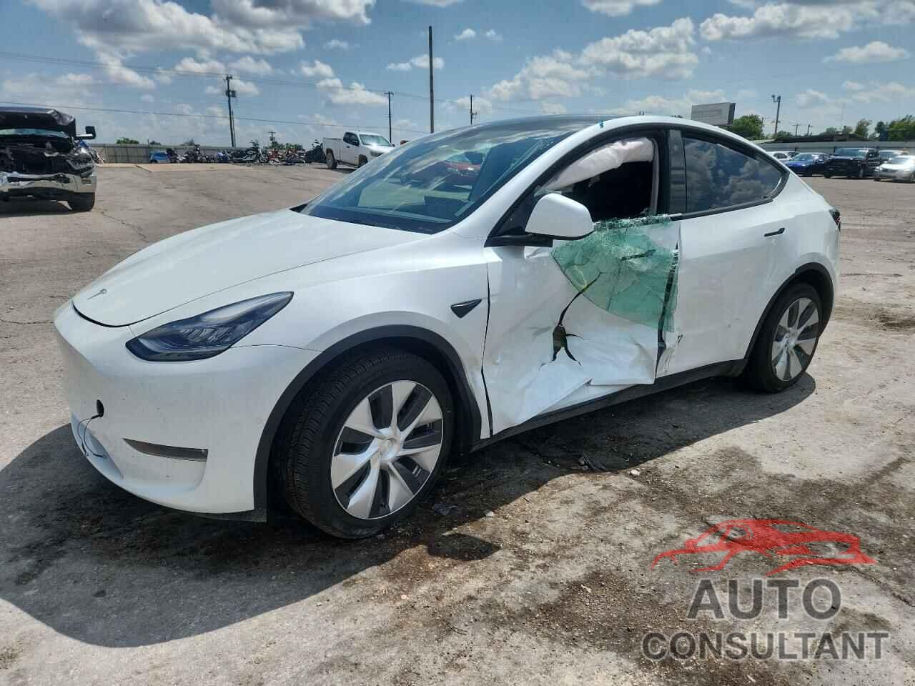 TESLA MODEL Y 2021 - 5YJYGDEE5MF085788