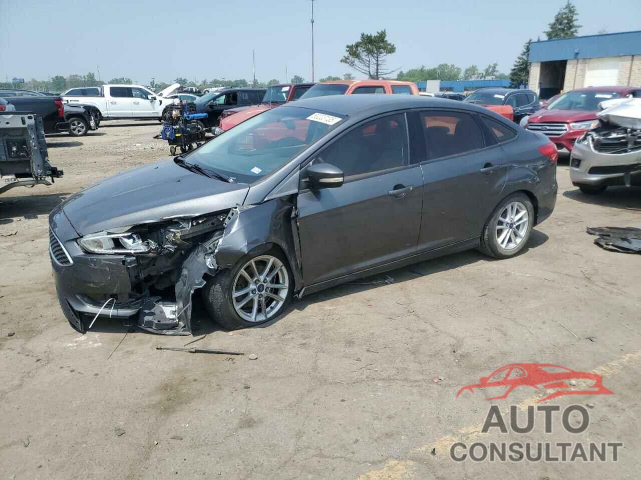 FORD FOCUS 2015 - 1FADP3F29FL240247