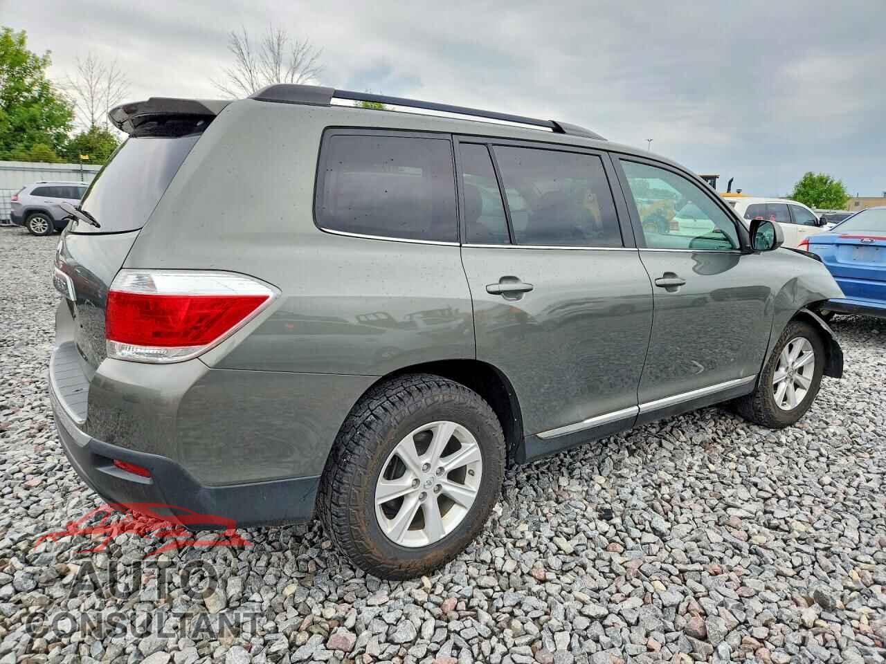 TOYOTA HIGHLANDER 2011 - 5TDBK3EH0BS068169