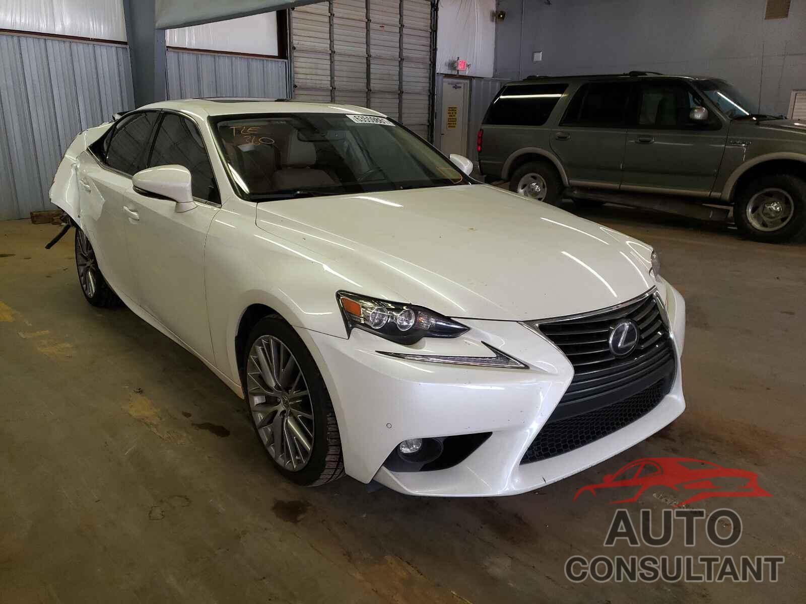 LEXUS IS 2016 - JTHBA1D23G5021329