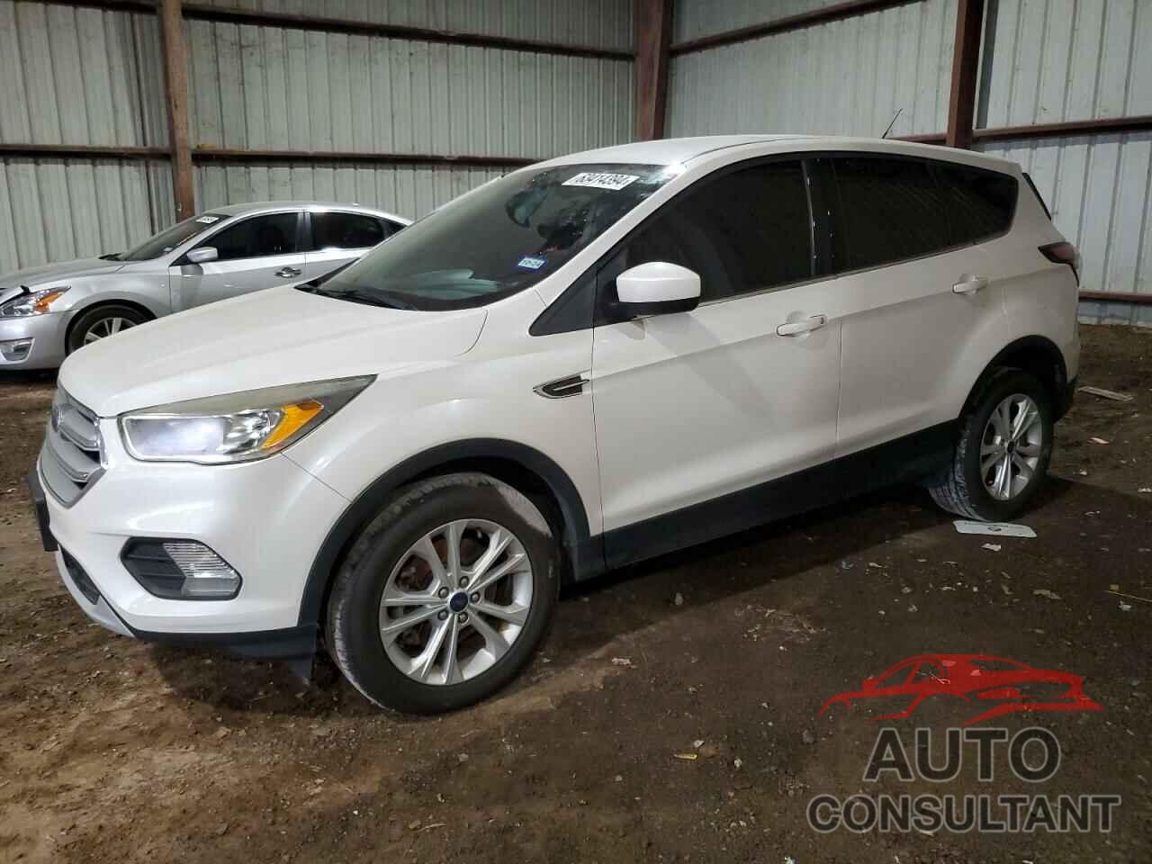 FORD ESCAPE 2017 - 1FMCU0G94HUE46982