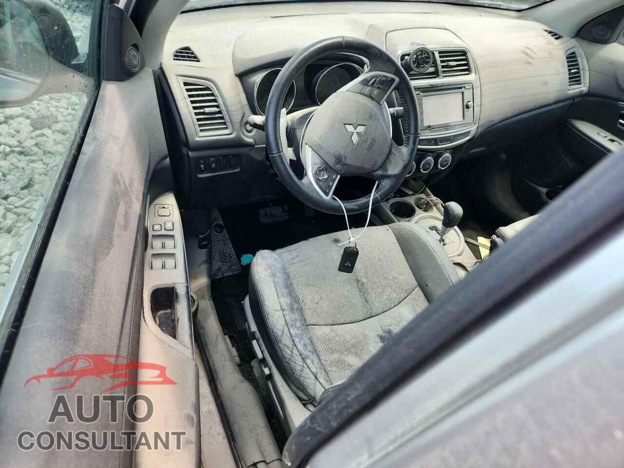 MITSUBISHI OUTLANDER 2015 - 4A4AR4AU0FE038951