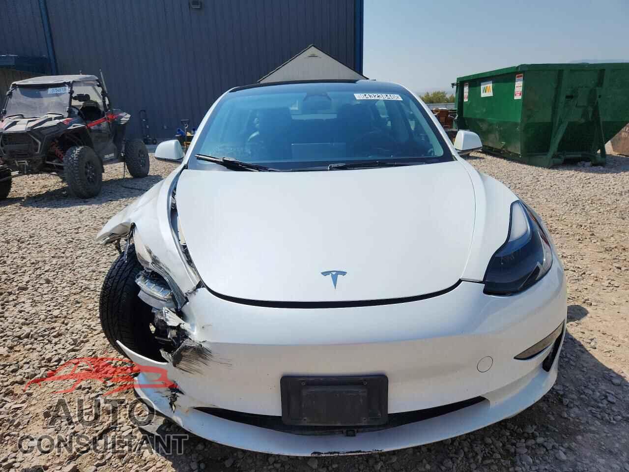 TESLA MODEL 3 2023 - 5YJ3E1EA3PF456687
