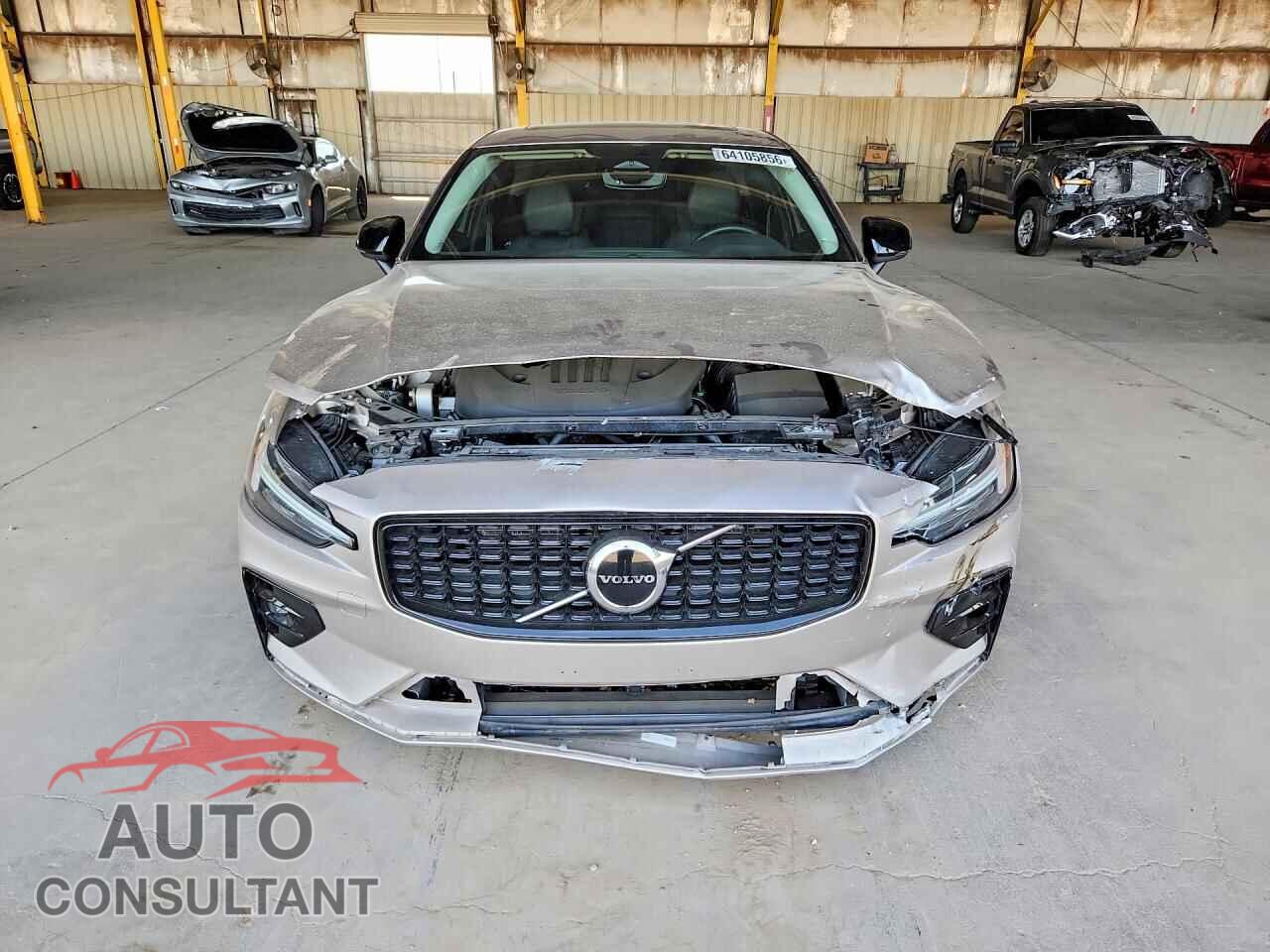 VOLVO S60 2024 - 7JRL12TK1RG315740