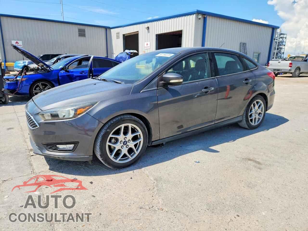 FORD FOCUS 2015 - 1FADP3F27FL230400