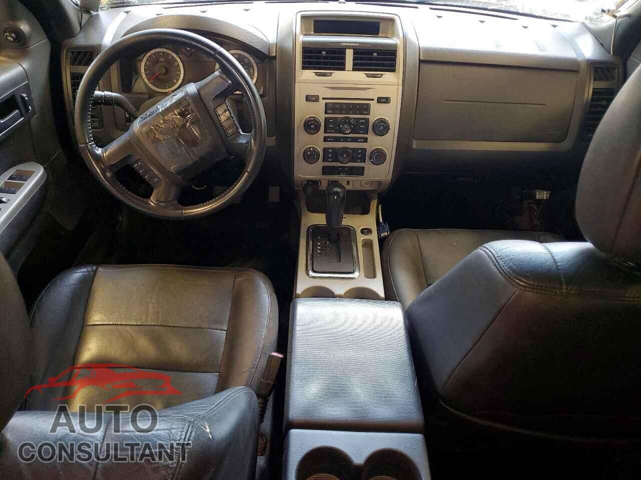 FORD ESCAPE 2010 - 1FMCU9D74AKB61241