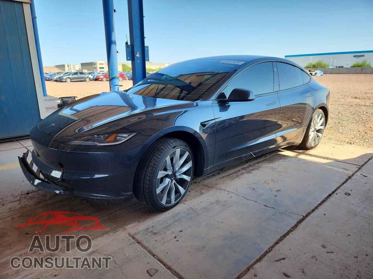 TESLA MODEL 3 2025 - 5YJ3E1EB2SF068769