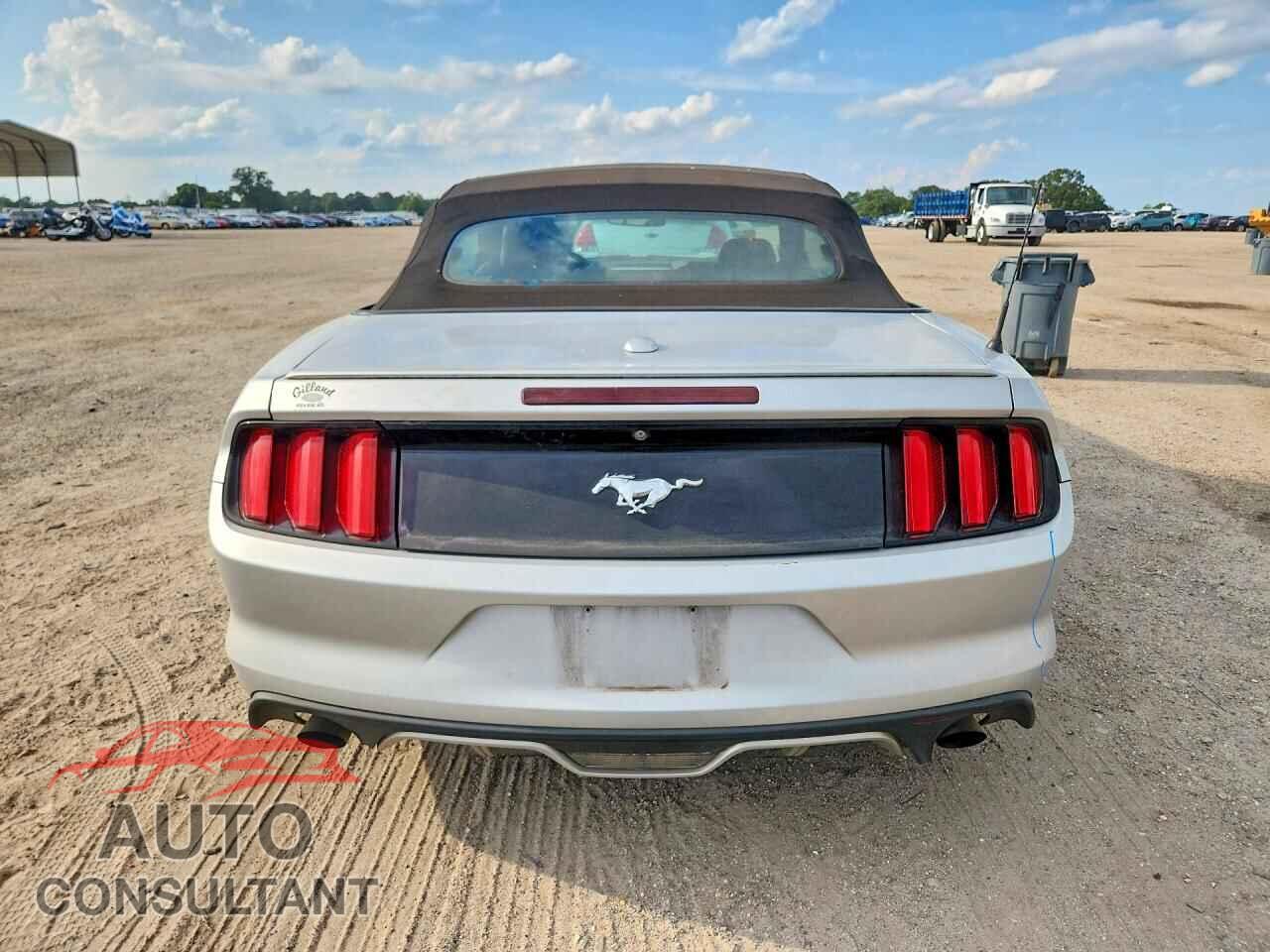FORD MUSTANG 2015 - 1FATP8UH0F5383608