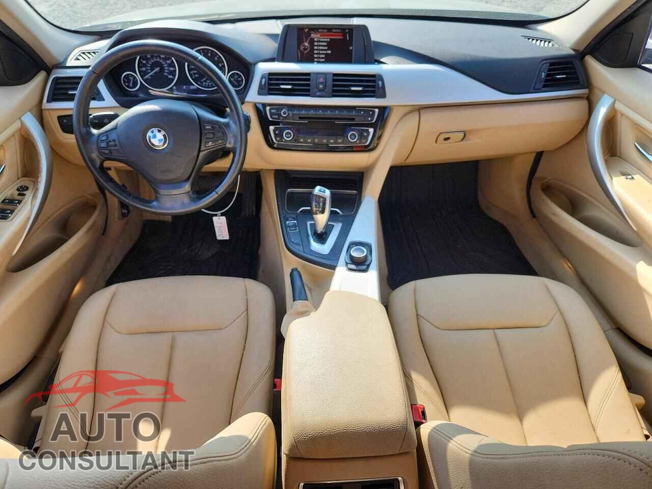 BMW 3 SERIES 2016 - WBA8E5G54GNU22088
