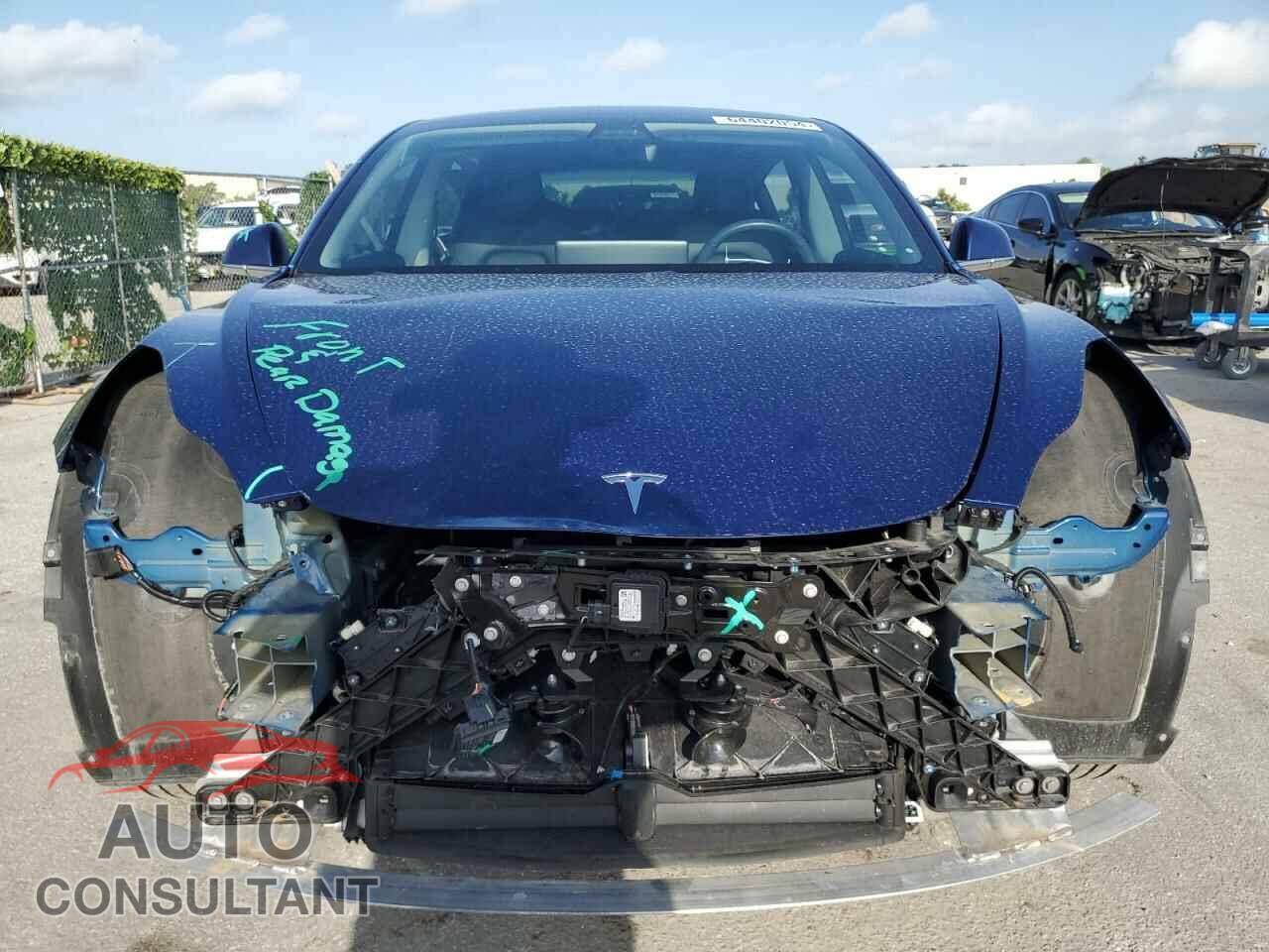 TESLA MODEL 3 2018 - 5YJ3E1EA5JF031205