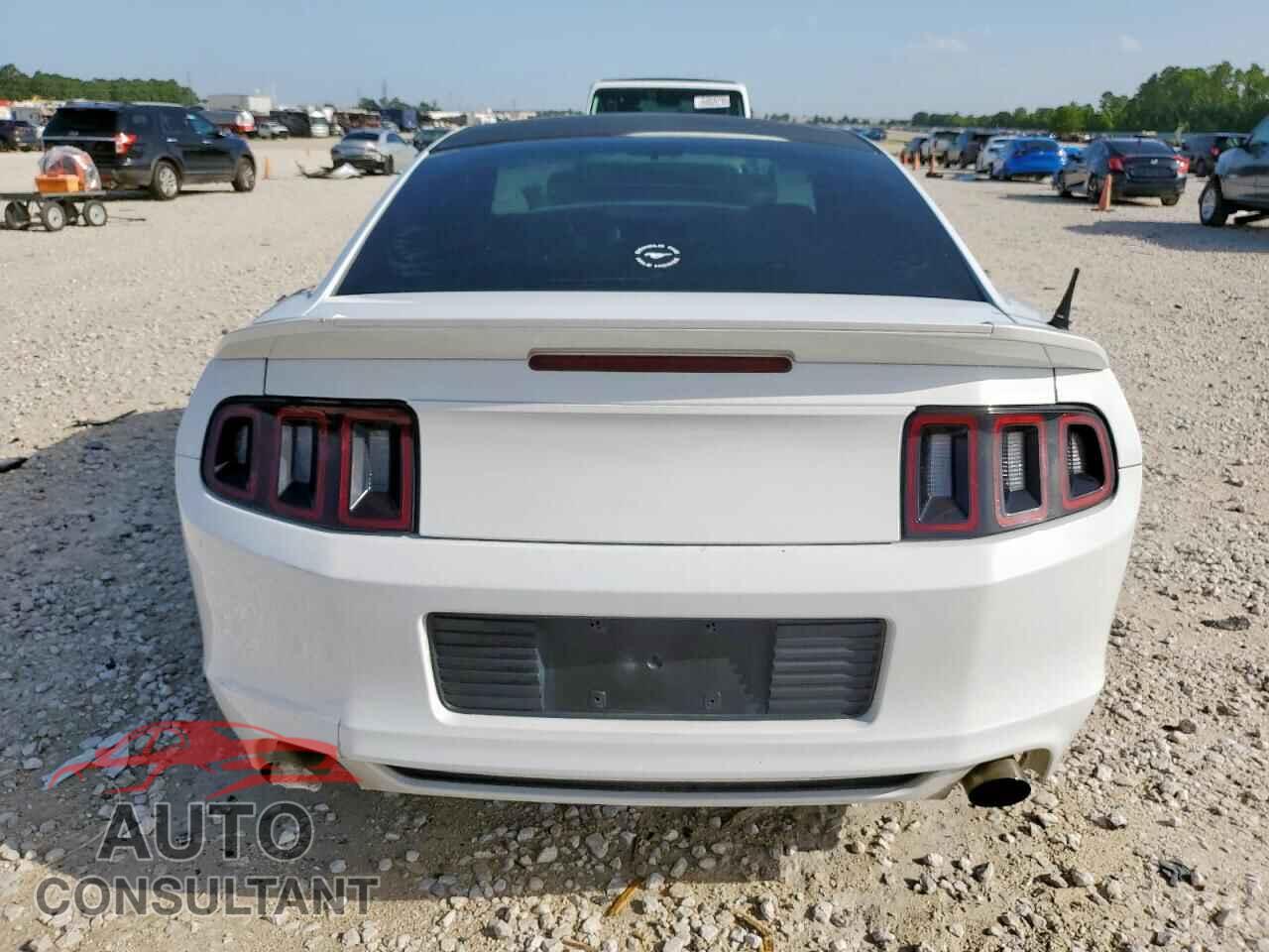 FORD MUSTANG 2014 - 1ZVBP8CF7E5212453
