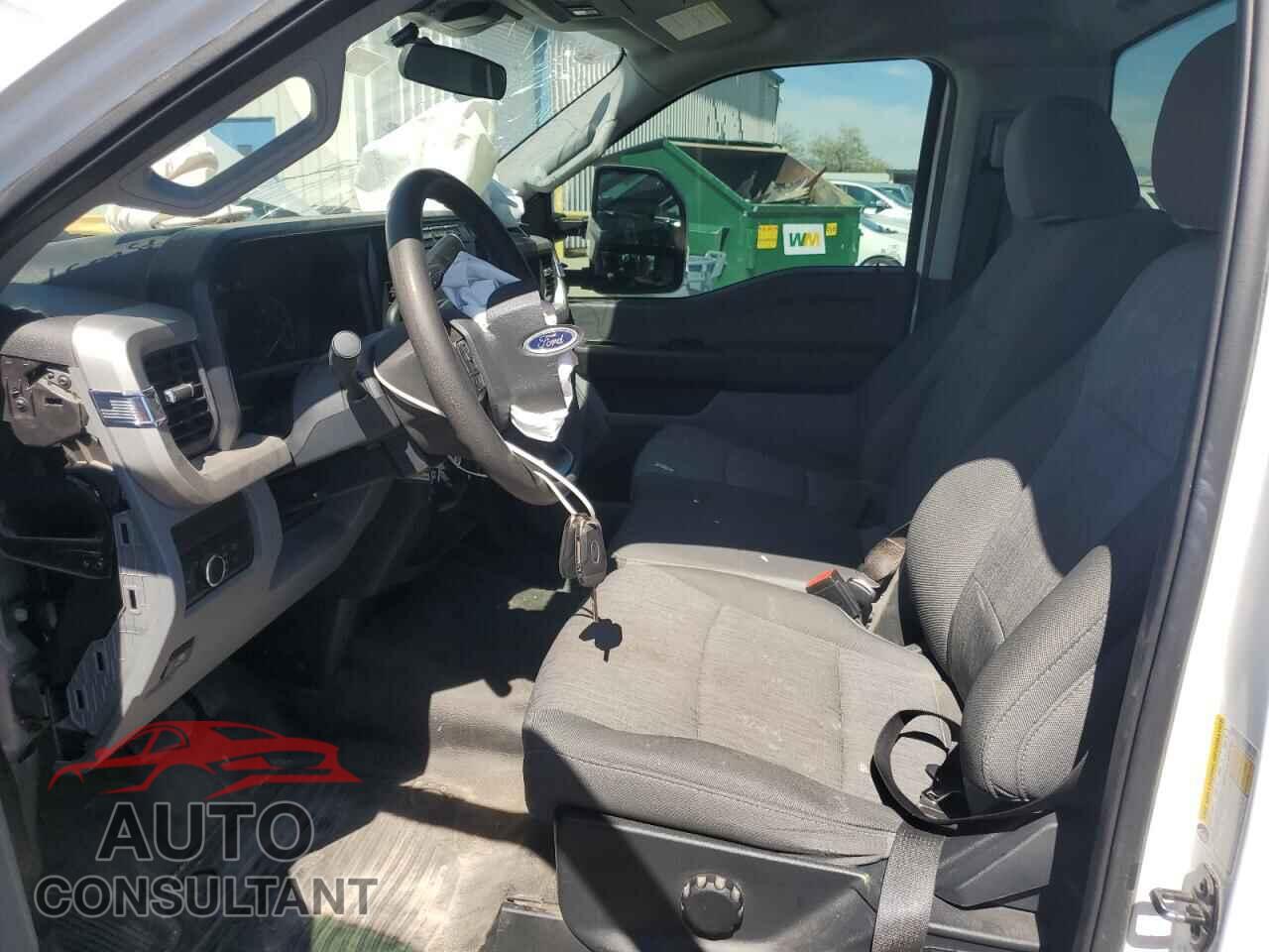 FORD F350 2023 - 1FTRF3AA2PEE20810