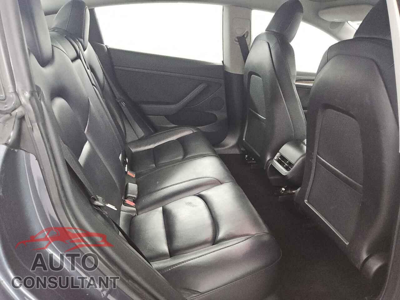 TESLA MODEL 3 2023 - 5YJ3E1EA3PF450064