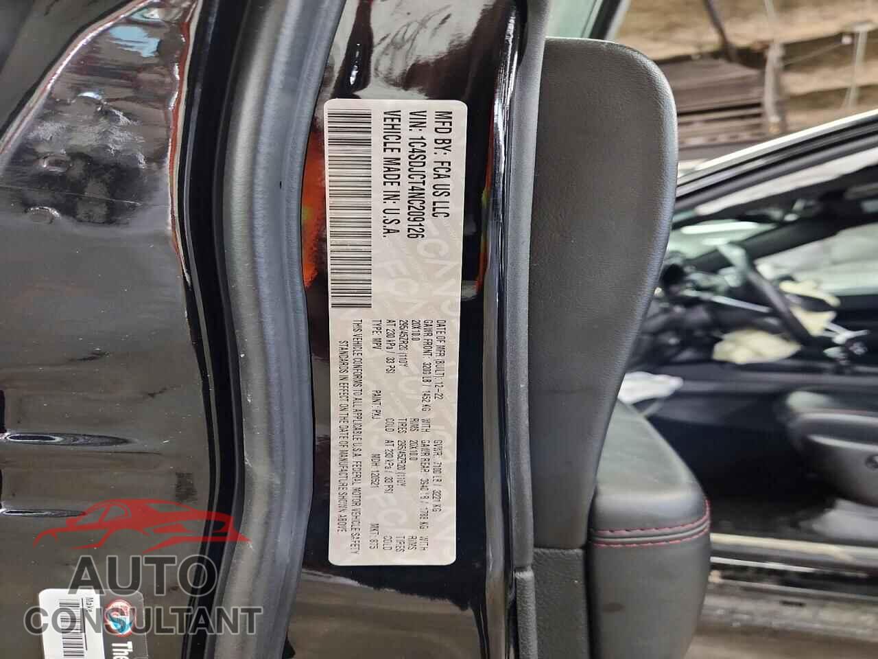 DODGE DURANGO 2022 - 1C4SDJCT4NC209126