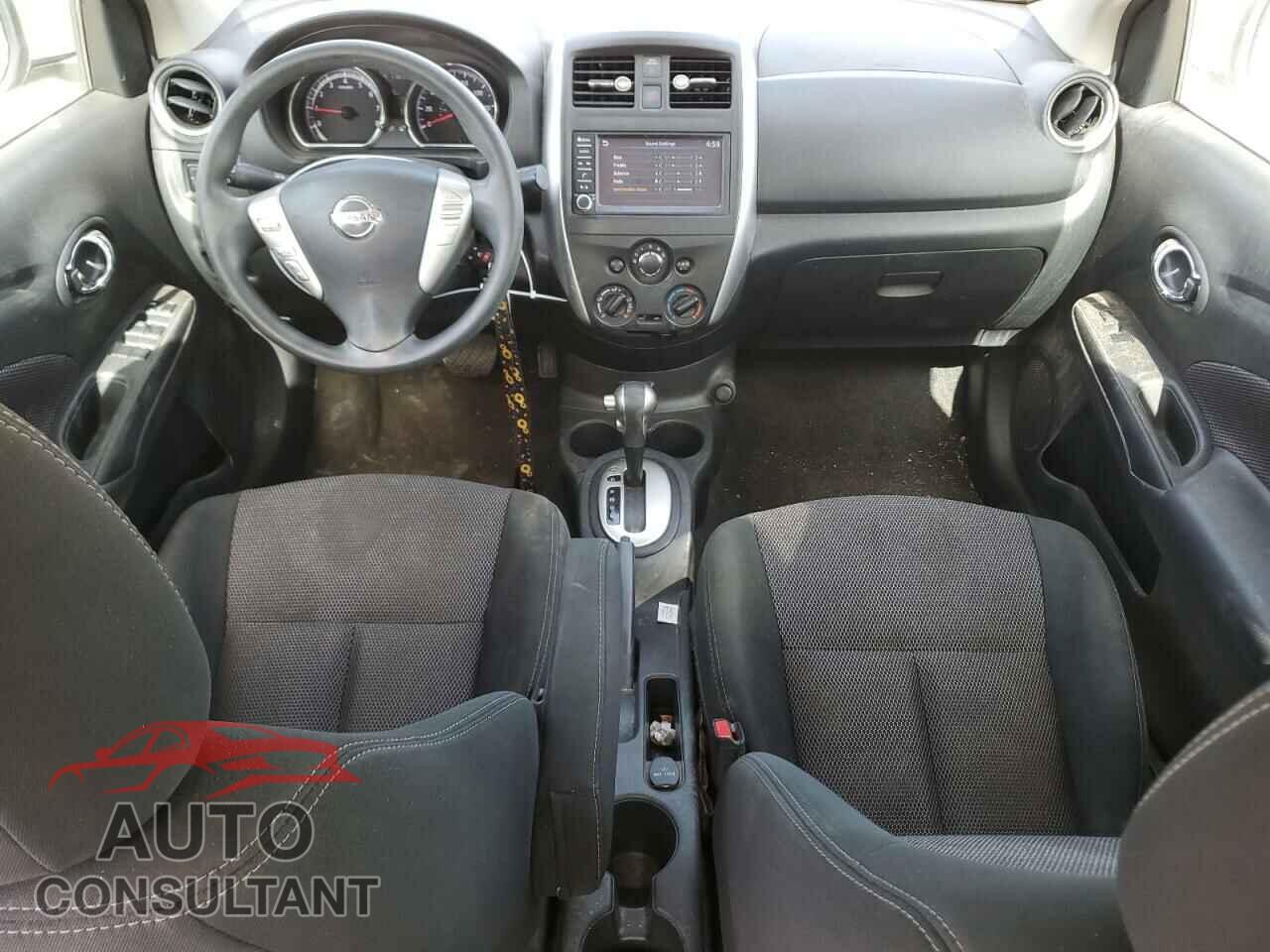 NISSAN VERSA 2019 - 3N1CN7AP3KL877027